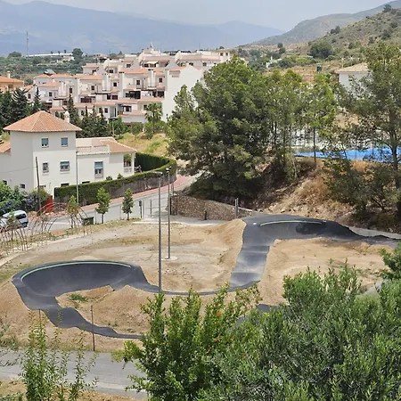 Duplex Terrazas Cubes 1 * Vélez de Benaudalla